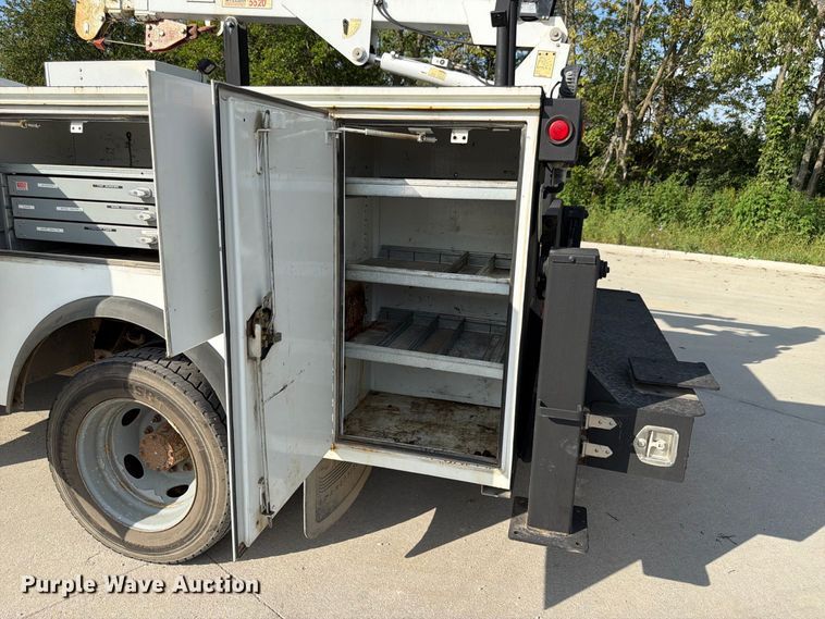 image for item FP3018 2008 Ford F550 Super Duty Ext. Cab utility / service truck