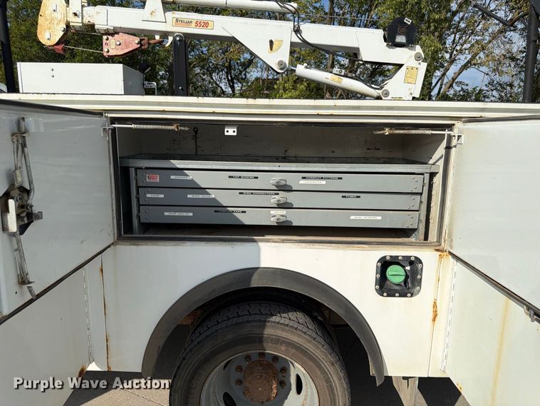 image for item FP3018 2008 Ford F550 Super Duty Ext. Cab utility / service truck