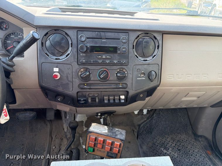 image for item FP3018 2008 Ford F550 Super Duty Ext. Cab utility / service truck