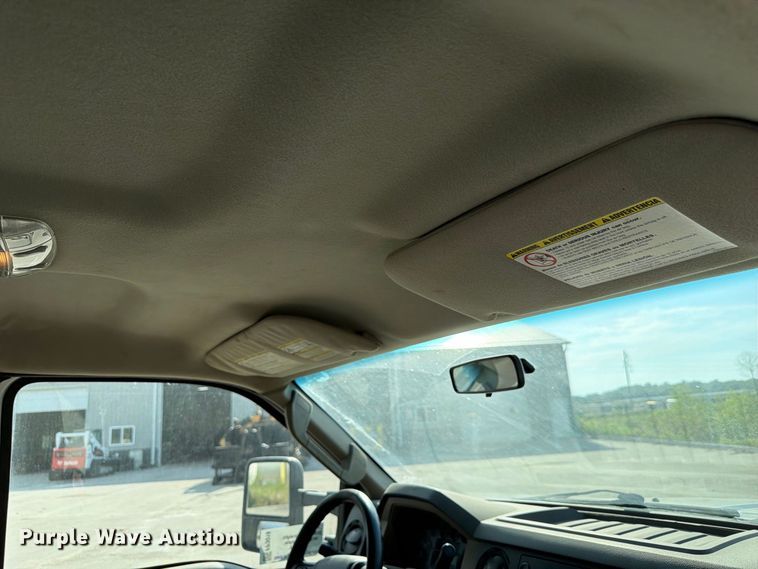 image for item FP3018 2008 Ford F550 Super Duty Ext. Cab utility / service truck