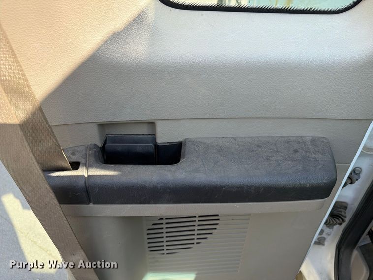 image for item FP3018 2008 Ford F550 Super Duty Ext. Cab utility / service truck