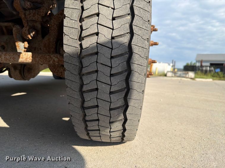 image for item FP3018 2008 Ford F550 Super Duty Ext. Cab utility / service truck