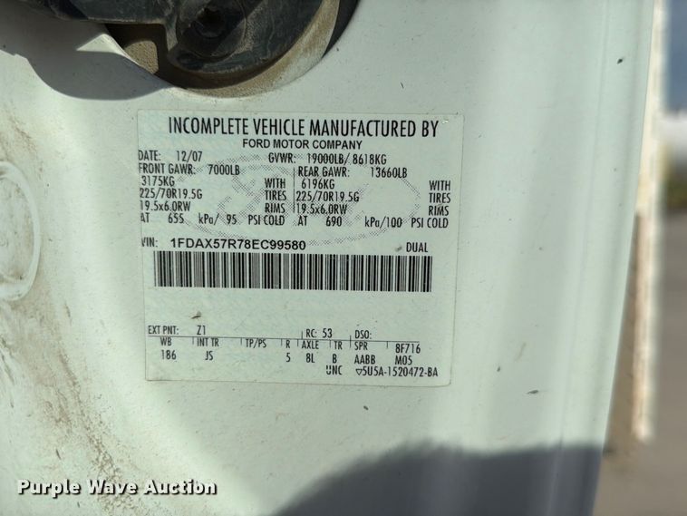 image for item FP3018 2008 Ford F550 Super Duty Ext. Cab utility / service truck
