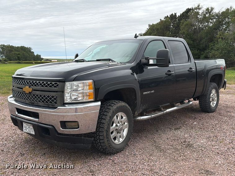 2013 Chevrolet Silverado 2500HD Crew Cab pickup truck