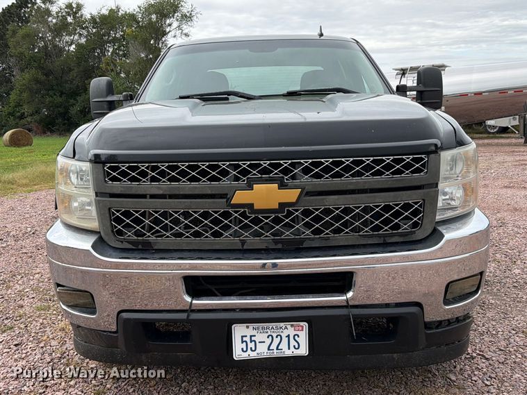 image for item FP3096 2013 Chevrolet Silverado 2500HD Crew Cab pickup truck