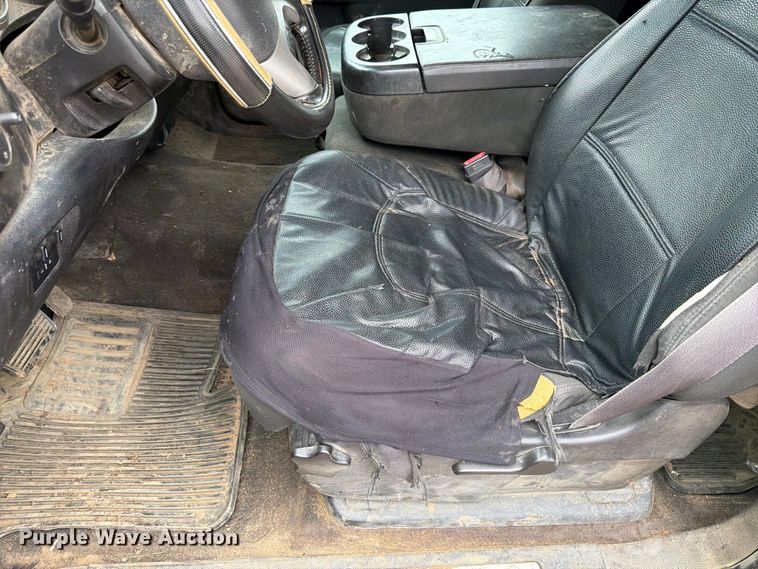image for item FP3096 2013 Chevrolet Silverado 2500HD Crew Cab pickup truck