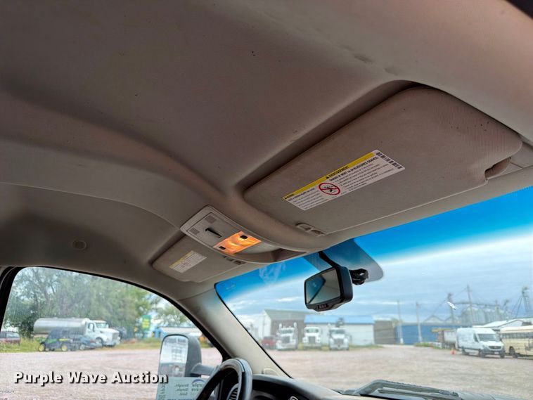 image for item FP3096 2013 Chevrolet Silverado 2500HD Crew Cab pickup truck