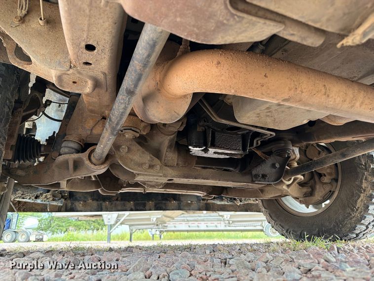 image for item FP3096 2013 Chevrolet Silverado 2500HD Crew Cab pickup truck