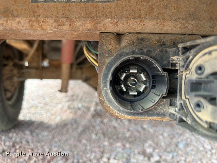image for item FP3097 2004 Ford F350 Super Duty Crew Cab pickup truck