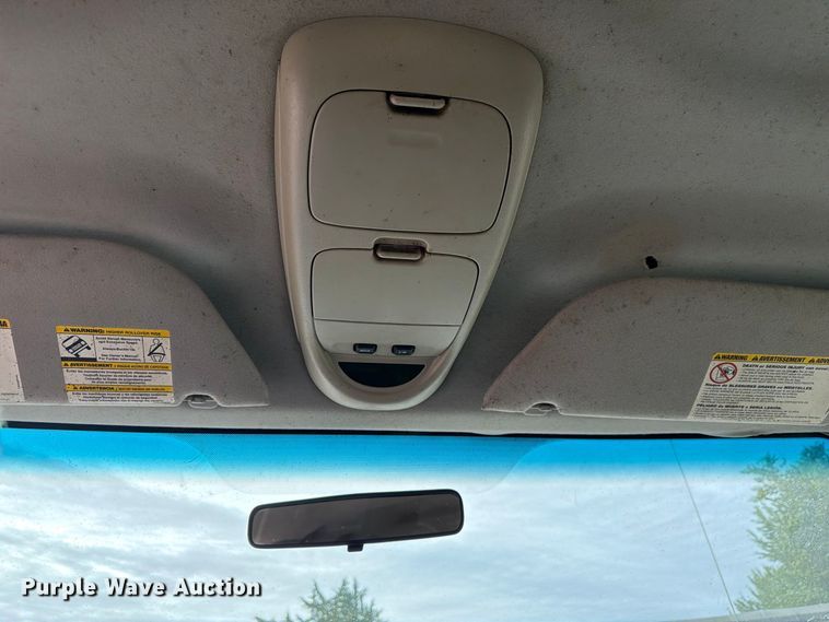 image for item FP3097 2004 Ford F350 Super Duty Crew Cab pickup truck