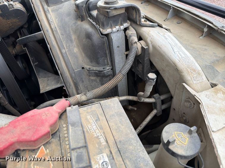 image for item FP3097 2004 Ford F350 Super Duty Crew Cab pickup truck