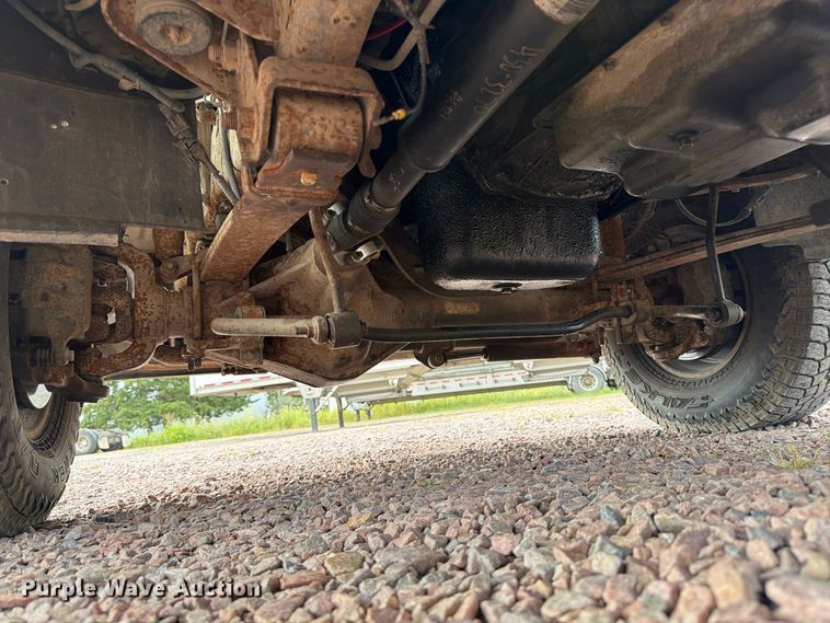 image for item FP3097 2004 Ford F350 Super Duty Crew Cab pickup truck
