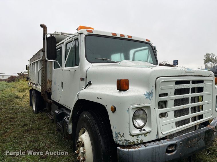image for item FP3099 1985 International 1954 Crew Cab dump truck