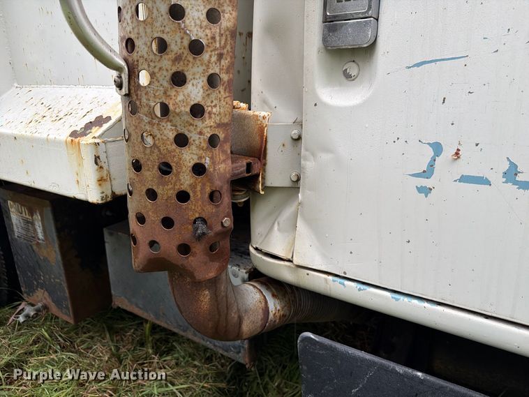 image for item FP3099 1985 International 1954 Crew Cab dump truck