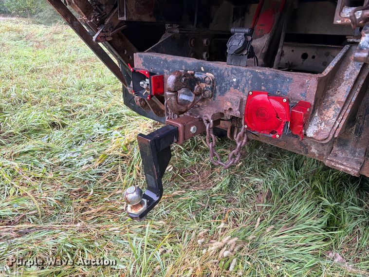 image for item FP3099 1985 International 1954 Crew Cab dump truck
