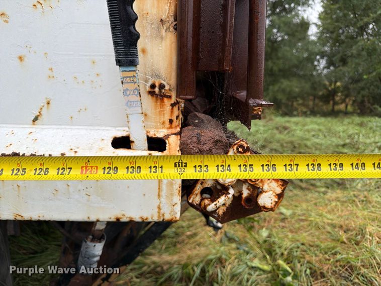 image for item FP3099 1985 International 1954 Crew Cab dump truck