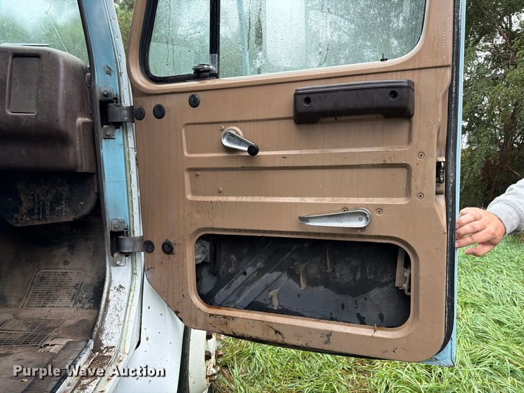 image for item FP3099 1985 International 1954 Crew Cab dump truck