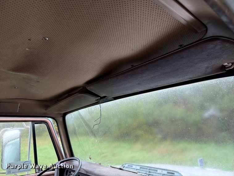 image for item FP3099 1985 International 1954 Crew Cab dump truck