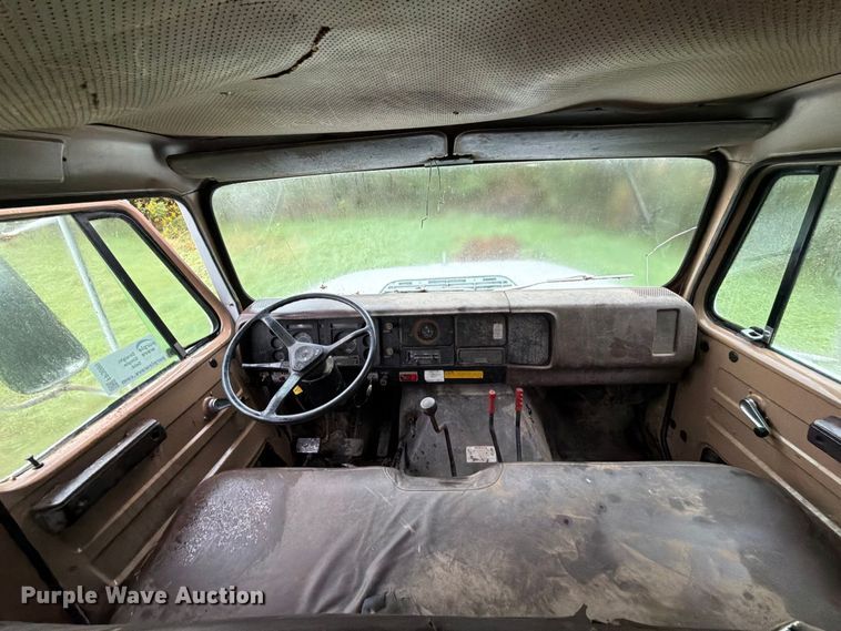image for item FP3099 1985 International 1954 Crew Cab dump truck
