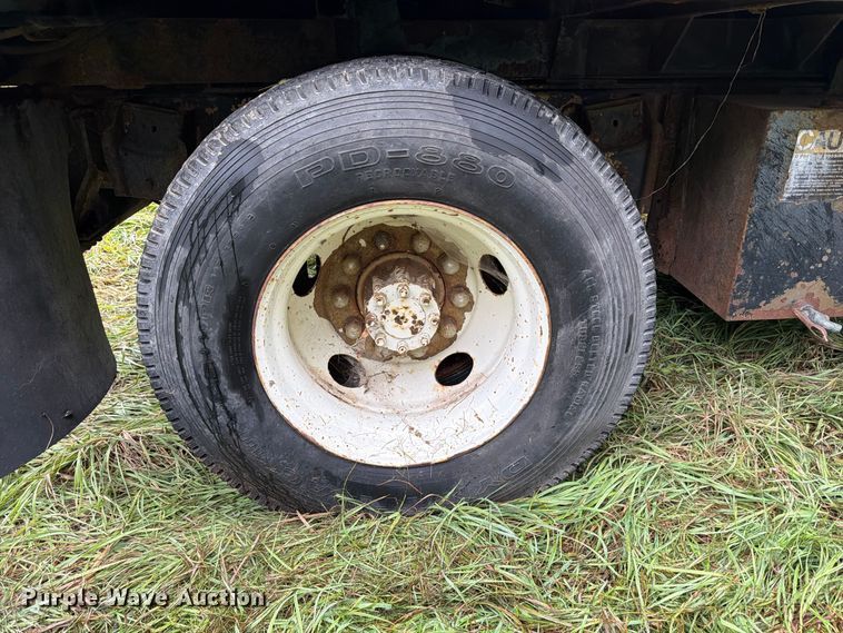 image for item FP3099 1985 International 1954 Crew Cab dump truck