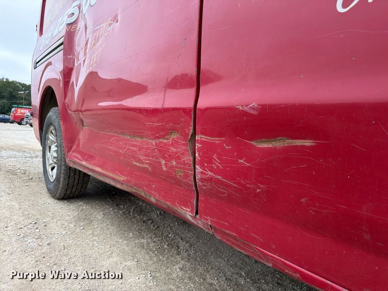 image for item FP3104 2012 Nissan NV3500HD van