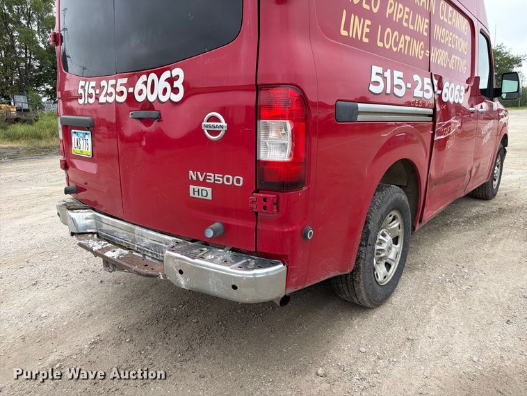image for item FP3104 2012 Nissan NV3500HD van