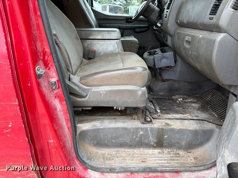 image for item FP3104 2012 Nissan NV3500HD van