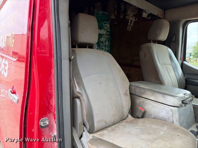 image for item FP3104 2012 Nissan NV3500HD van
