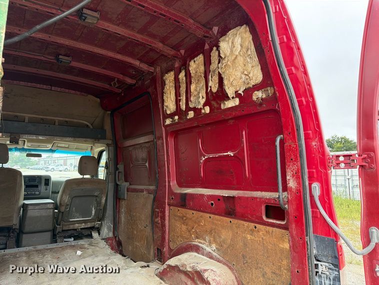 image for item FP3104 2012 Nissan NV3500HD van