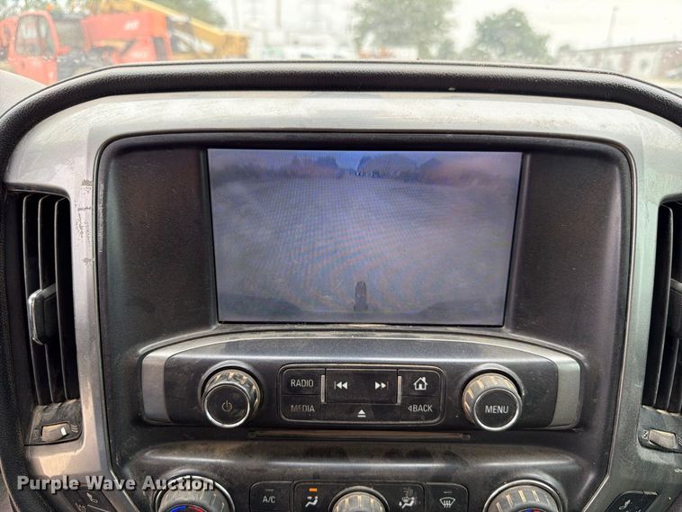 image for item FP3105 2015 Chevrolet Silverado 3500HD Crew Cab pickup truck