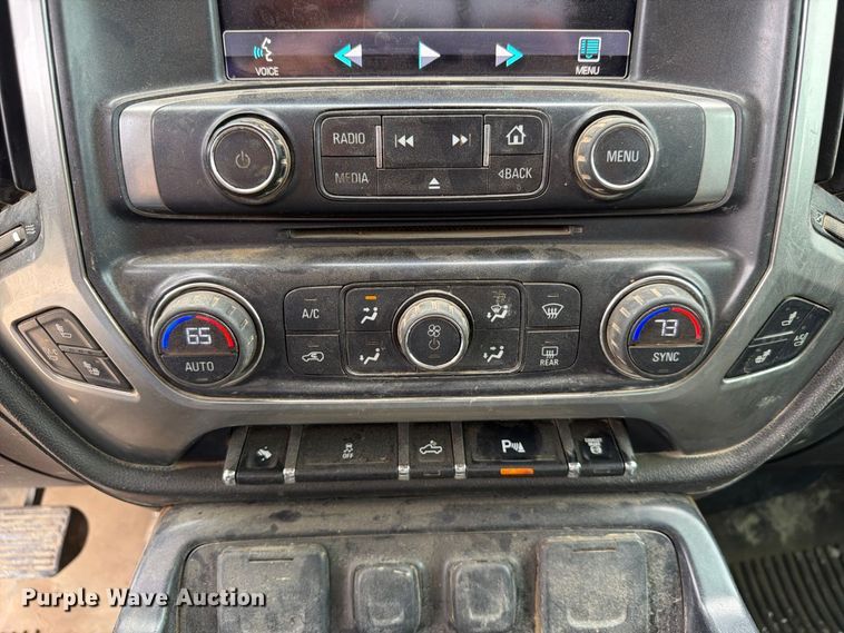 image for item FP3105 2015 Chevrolet Silverado 3500HD Crew Cab pickup truck