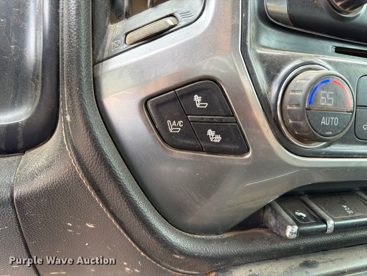 image for item FP3105 2015 Chevrolet Silverado 3500HD Crew Cab pickup truck