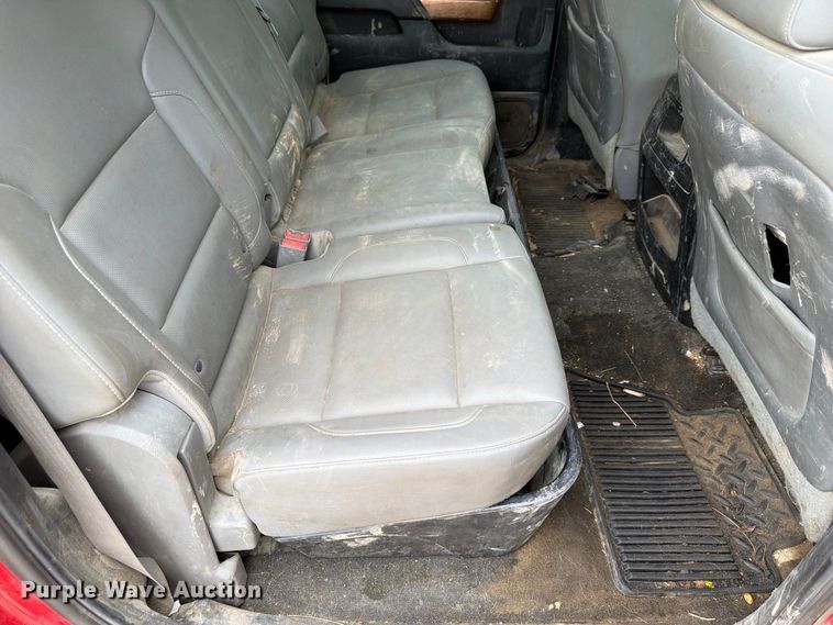 image for item FP3105 2015 Chevrolet Silverado 3500HD Crew Cab pickup truck