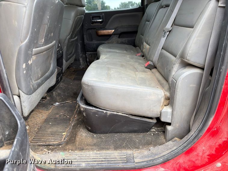image for item FP3105 2015 Chevrolet Silverado 3500HD Crew Cab pickup truck