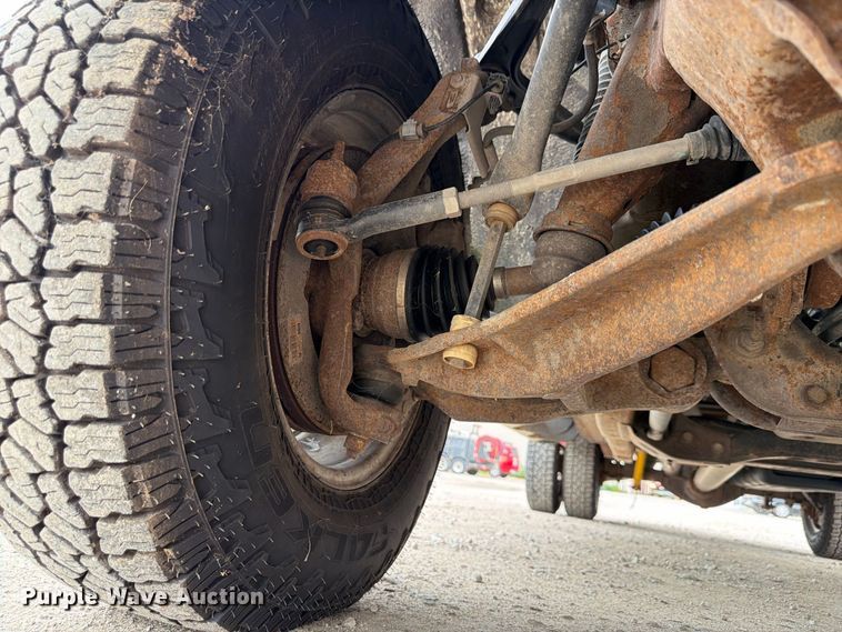 image for item FP3105 2015 Chevrolet Silverado 3500HD Crew Cab pickup truck