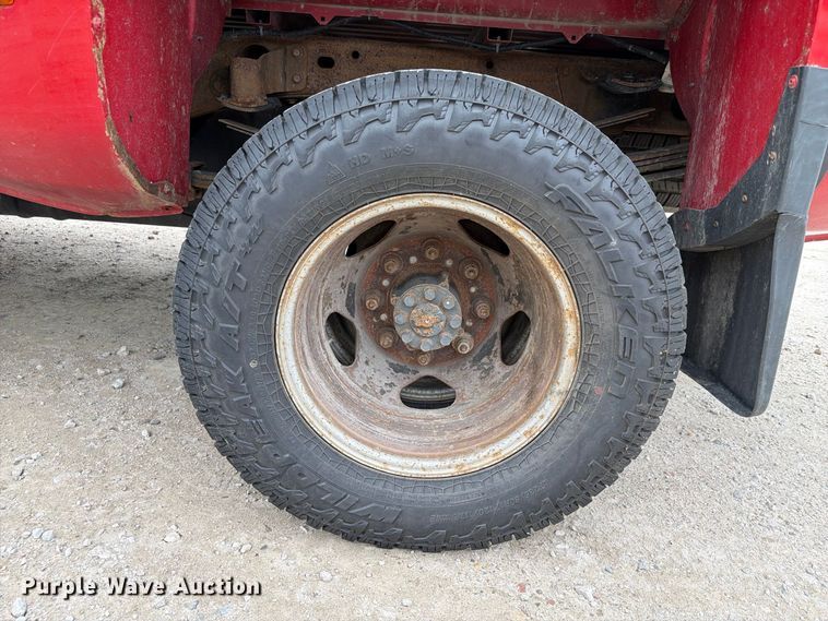 image for item FP3105 2015 Chevrolet Silverado 3500HD Crew Cab pickup truck