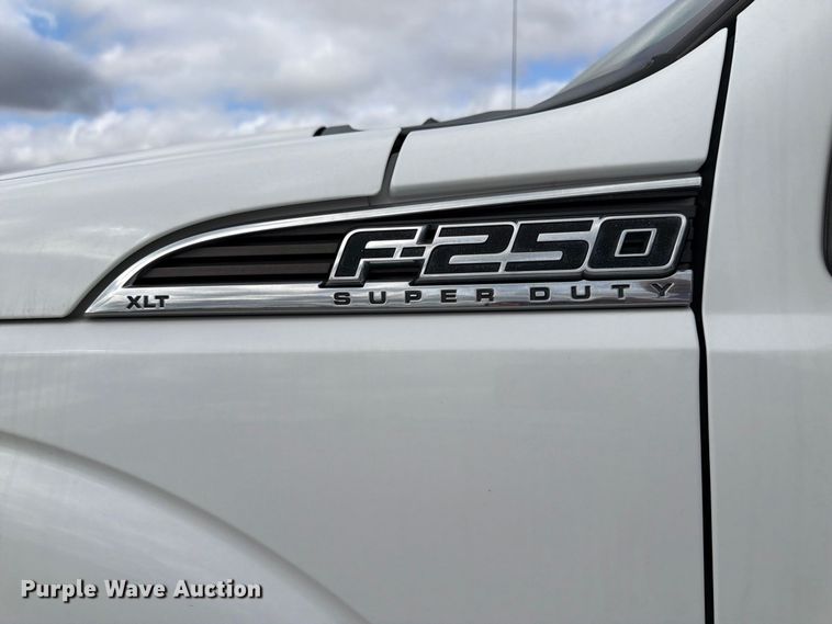 image for item FP3116 2011 Ford F250 Super Duty Ext. Cab pickup truck