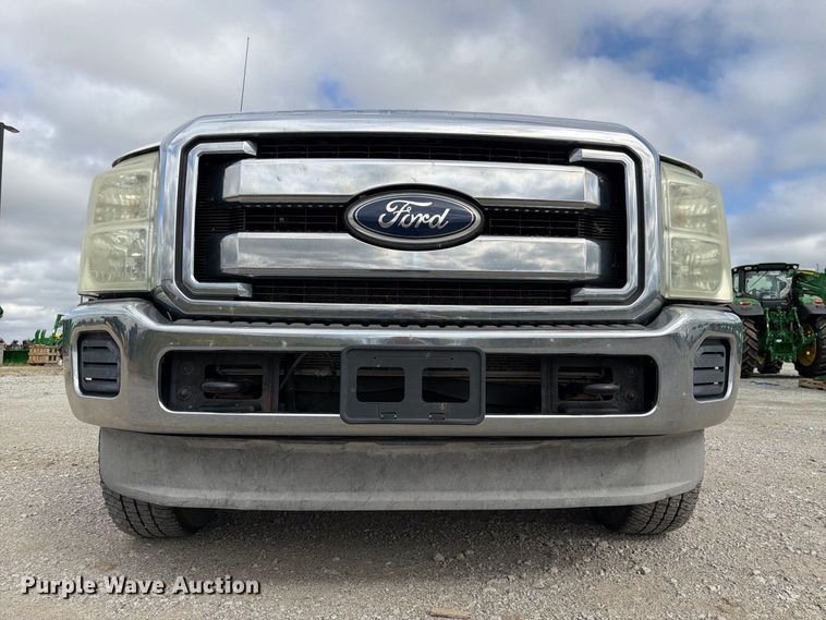 image for item FP3116 2011 Ford F250 Super Duty Ext. Cab pickup truck