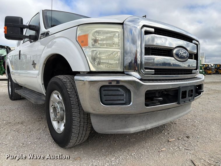 image for item FP3116 2011 Ford F250 Super Duty Ext. Cab pickup truck