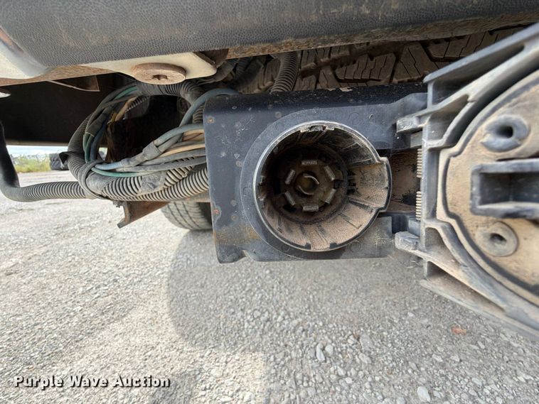 image for item FP3116 2011 Ford F250 Super Duty Ext. Cab pickup truck