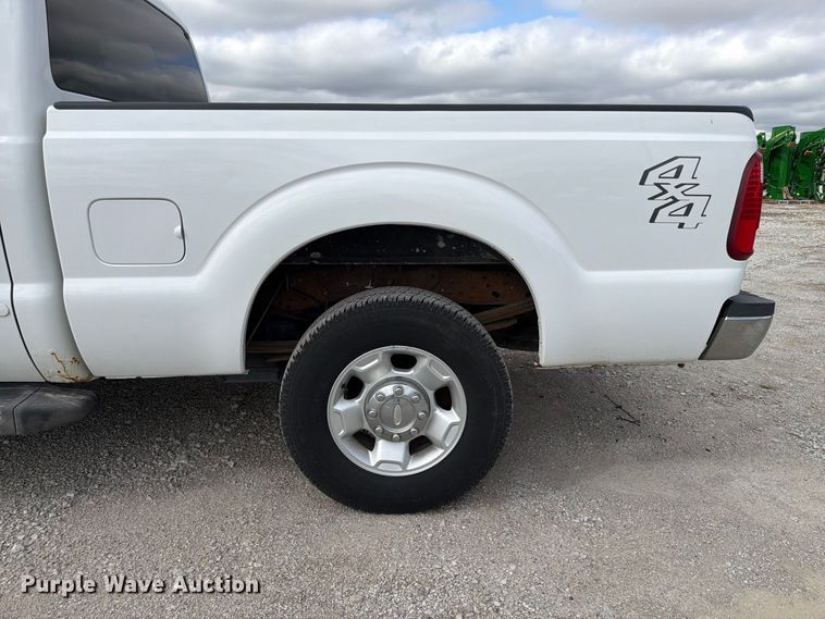 image for item FP3116 2011 Ford F250 Super Duty Ext. Cab pickup truck