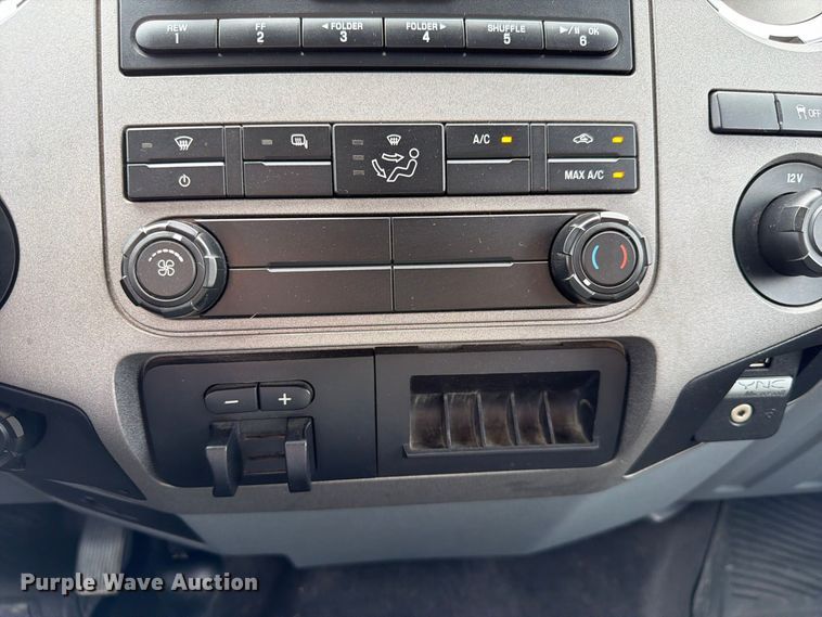 image for item FP3116 2011 Ford F250 Super Duty Ext. Cab pickup truck