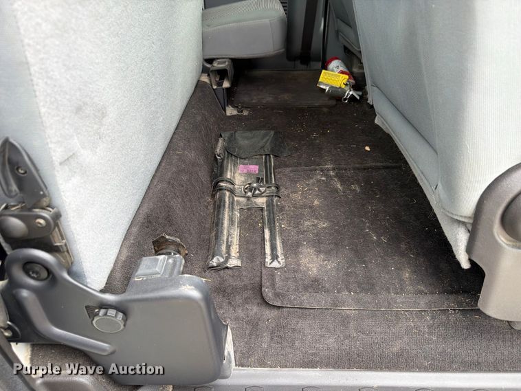 image for item FP3116 2011 Ford F250 Super Duty Ext. Cab pickup truck