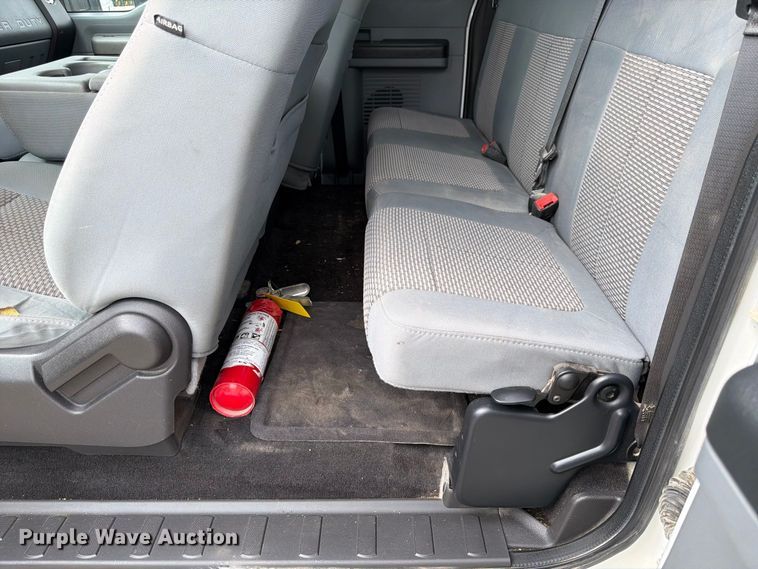 image for item FP3116 2011 Ford F250 Super Duty Ext. Cab pickup truck