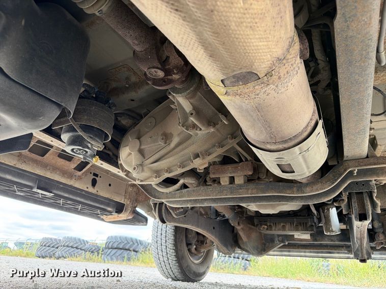 image for item FP3116 2011 Ford F250 Super Duty Ext. Cab pickup truck