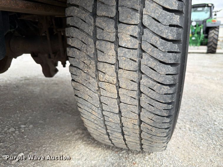 image for item FP3116 2011 Ford F250 Super Duty Ext. Cab pickup truck