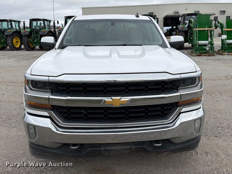 image for item FP3117 2018 Chevrolet Silverado 1500 Crew Cab pickup truck