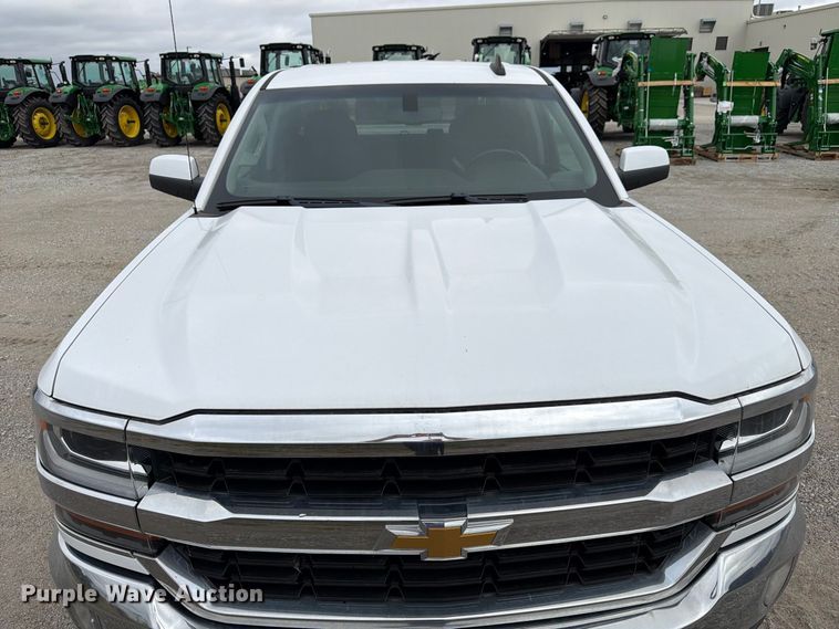image for item FP3117 2018 Chevrolet Silverado 1500 Crew Cab pickup truck