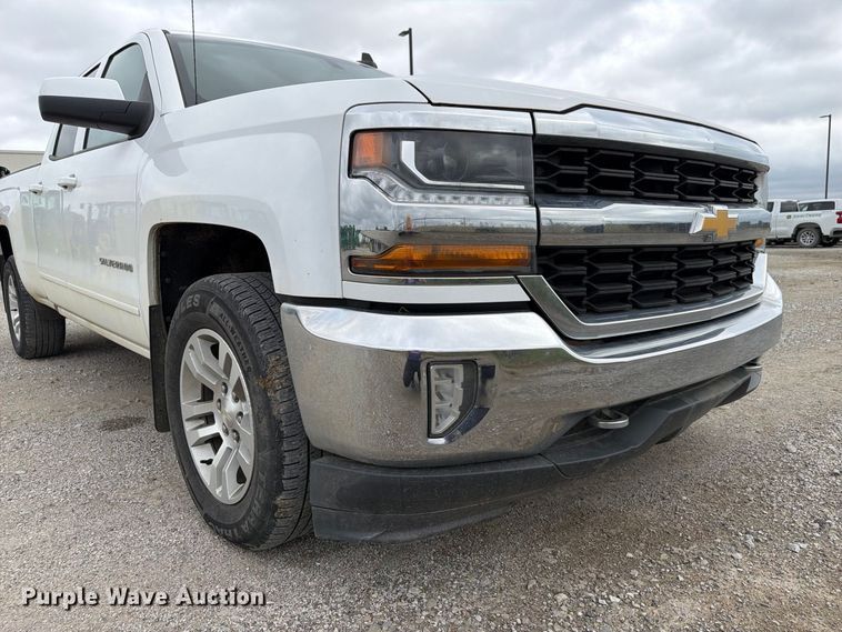 image for item FP3117 2018 Chevrolet Silverado 1500 Crew Cab pickup truck