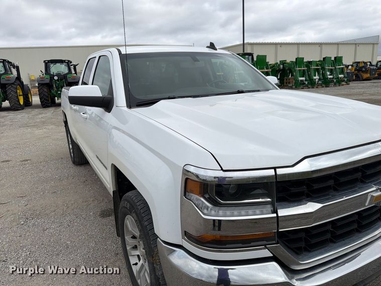 image for item FP3117 2018 Chevrolet Silverado 1500 Crew Cab pickup truck
